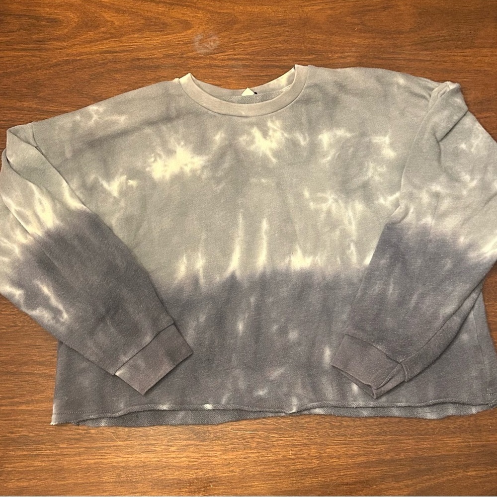 American Eagle Outfitters Blue Tie-Dye Sweatshirt
